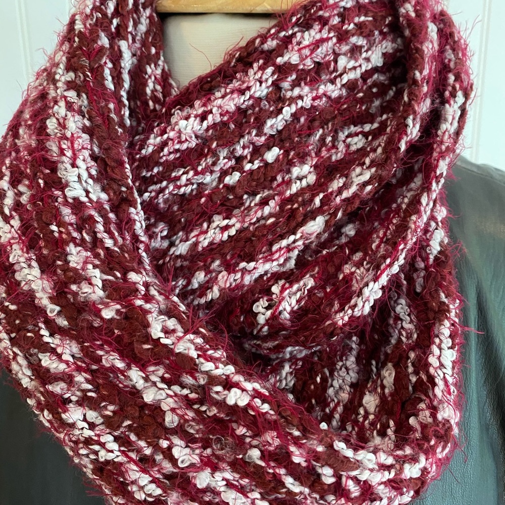 lulla collection by Bindya infinity scarf - Picture 3 of 9